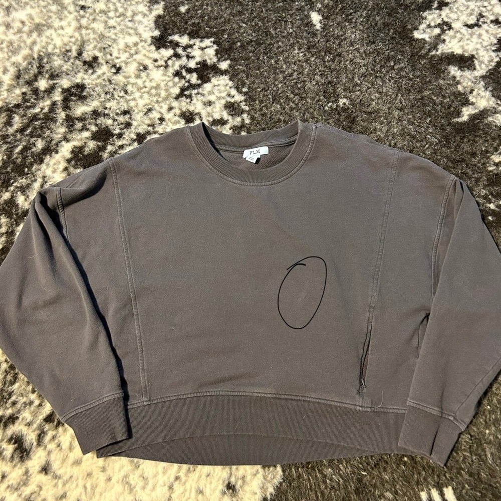 Cropped sweatshirt